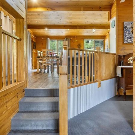 Mole Creek Cabins Экстерьер фото