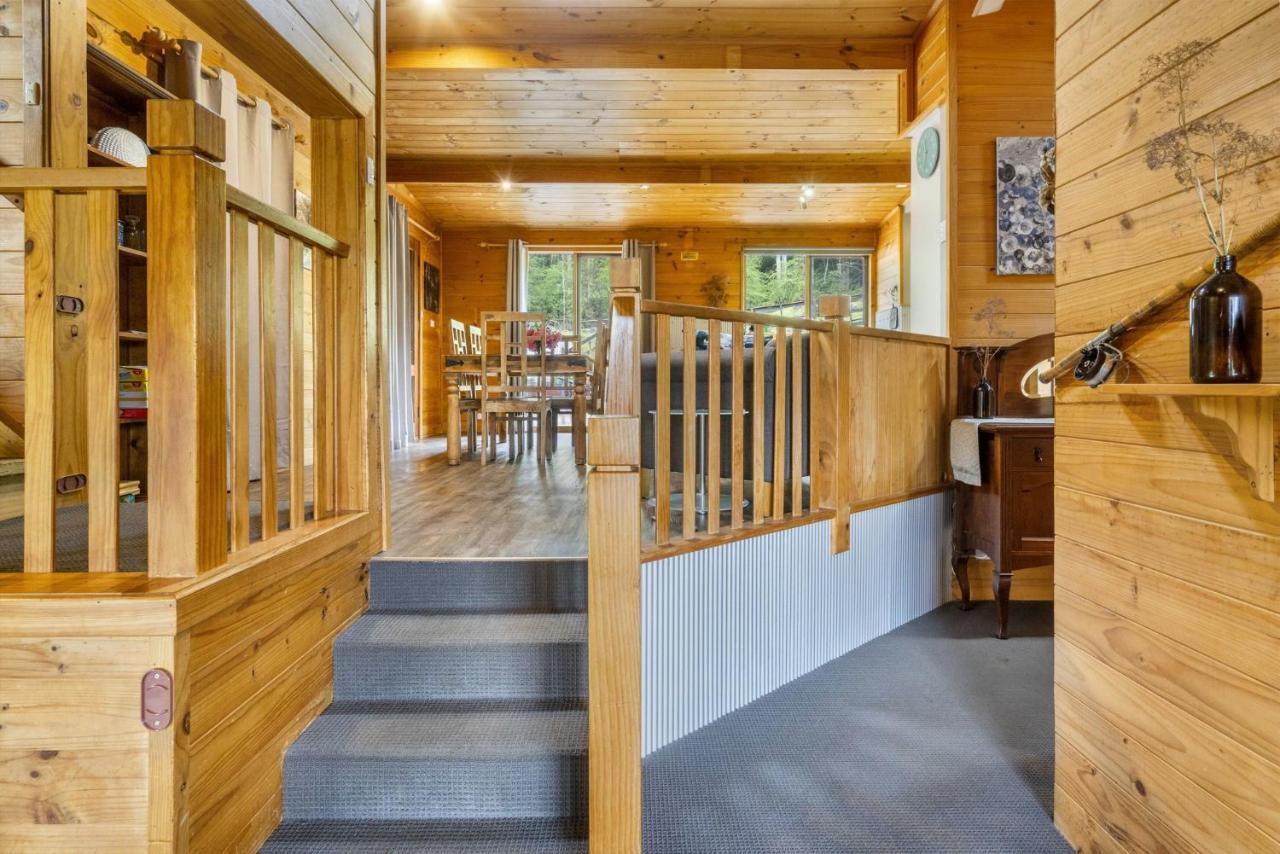Mole Creek Cabins Экстерьер фото