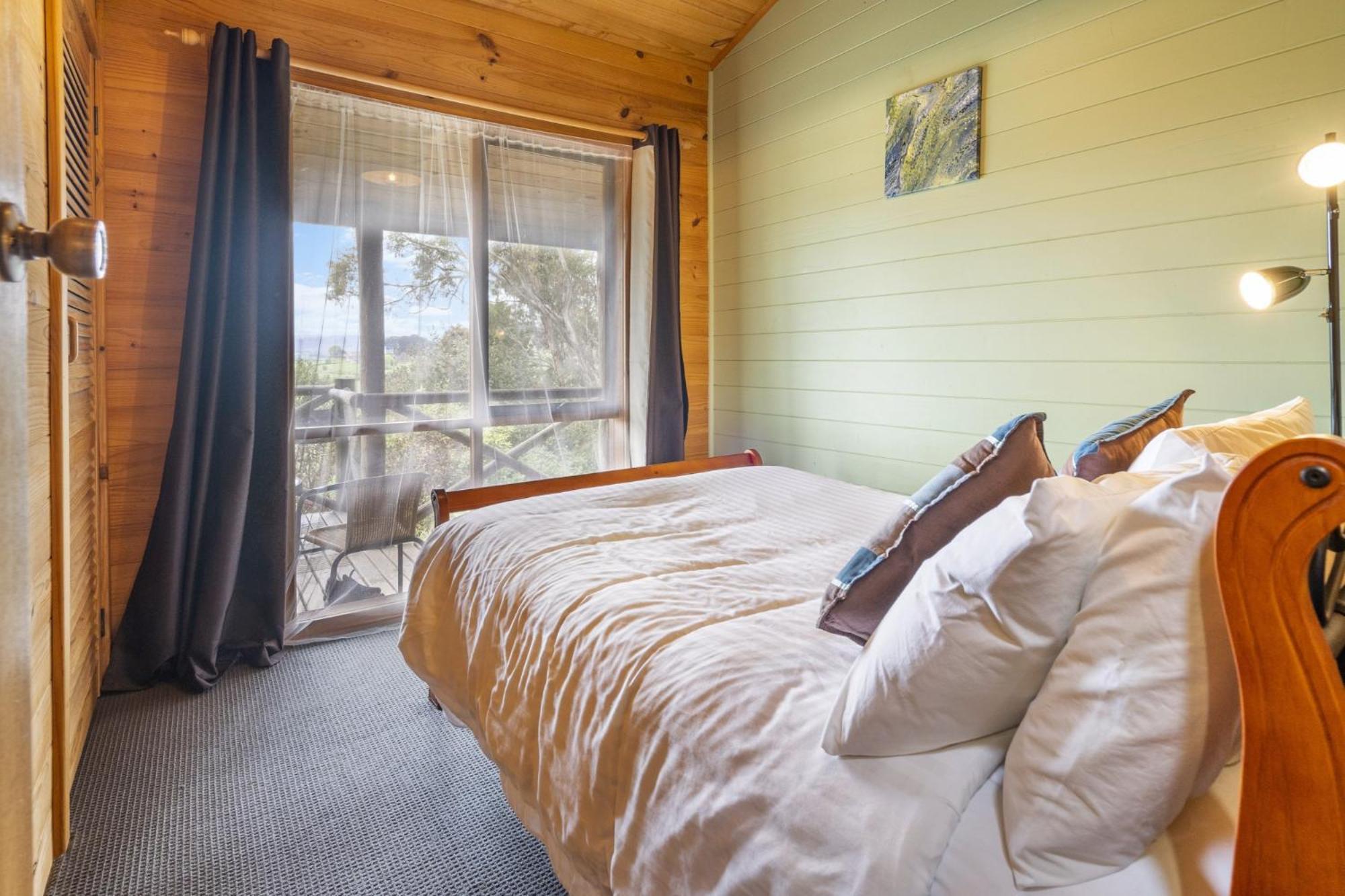 Mole Creek Cabins Экстерьер фото